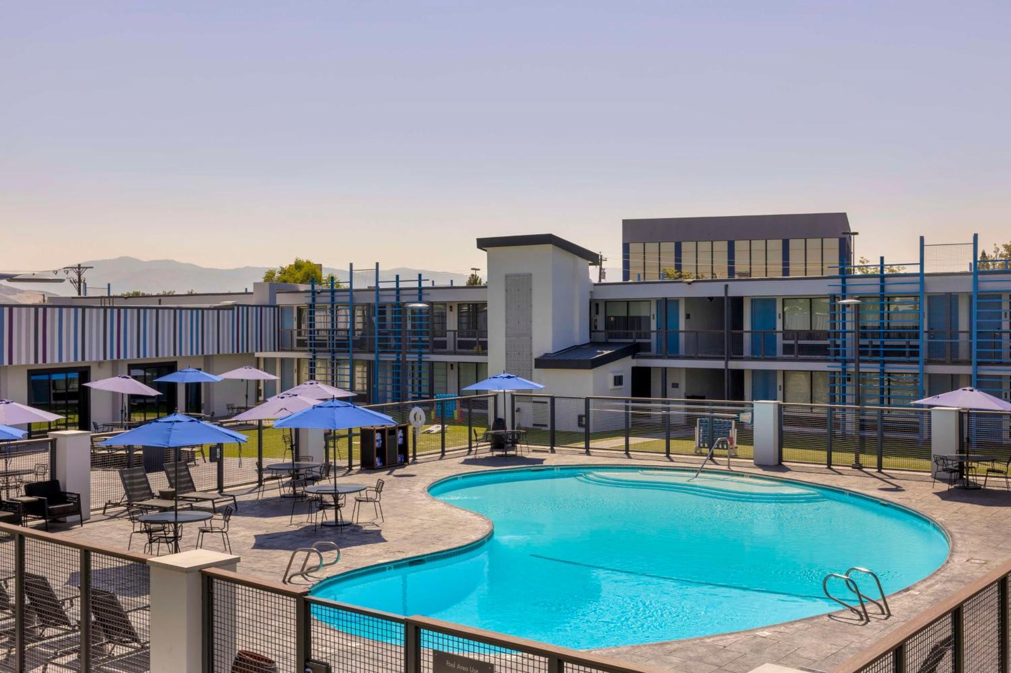 Aiden By Best Western South Reno Luaran gambar